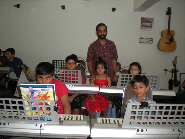 Prasanth Menon with his students in Dubai